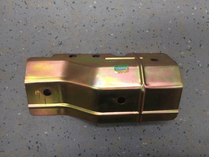 Rear exhaust pipe heat insulation cover-1