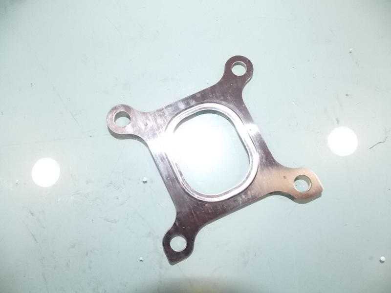 Exhaust pipe gasket; can be replaced by 1008-01429