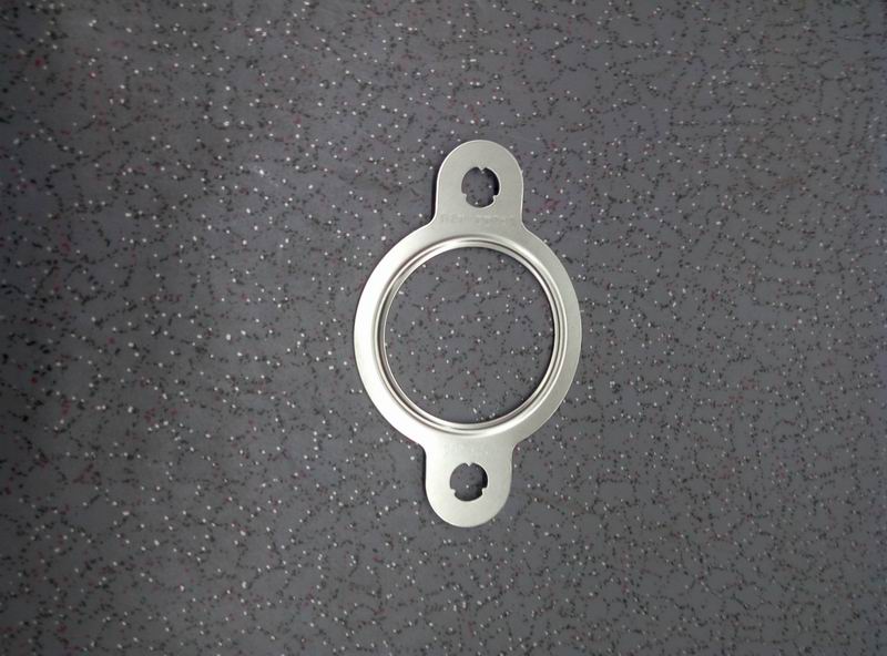 Exhaust manifold gasket