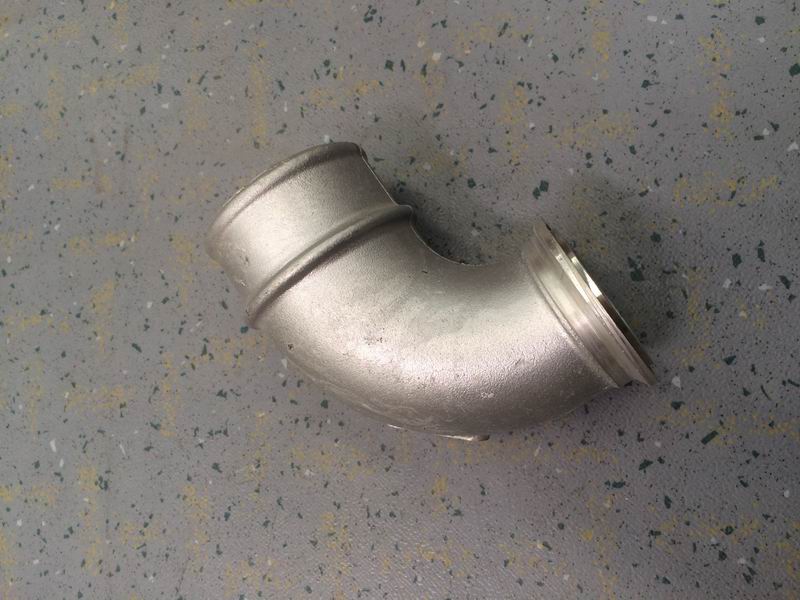 Соединительная трубка выхода воздуха из нагнетателя