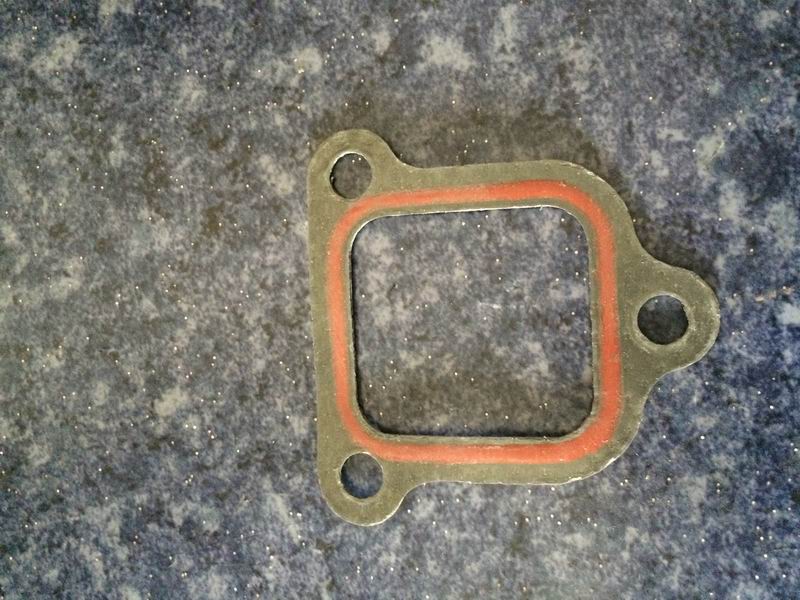 Прокладка впускной трубы; можно заменить на 1008-01632