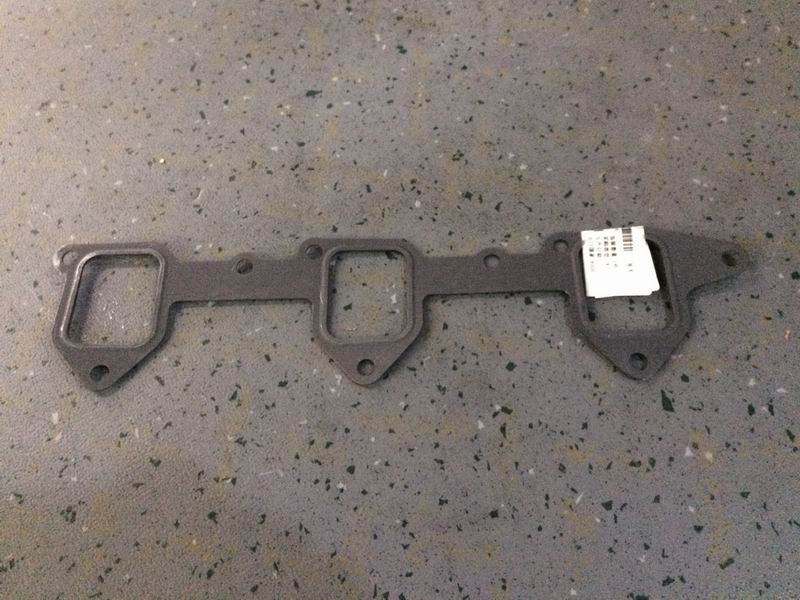 Прокладка впускного коллектора; можно заменить на 1008-01653-1