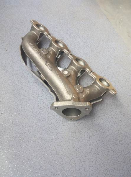Exhaust manifold; left-2