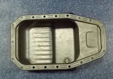 Oil pan assembly