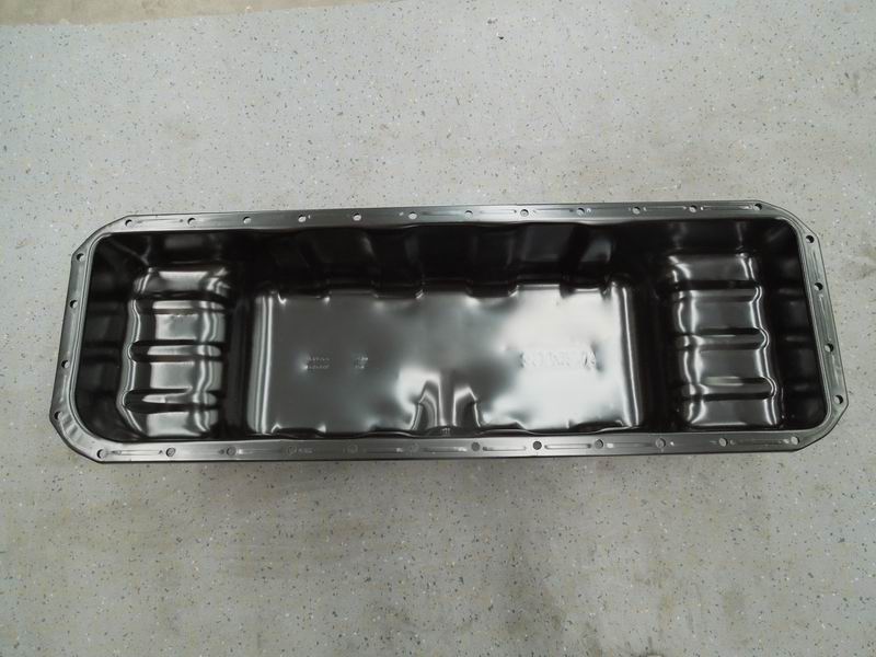 Oil pan