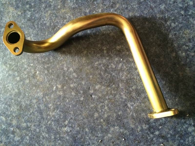 Engine oil outlet pipe