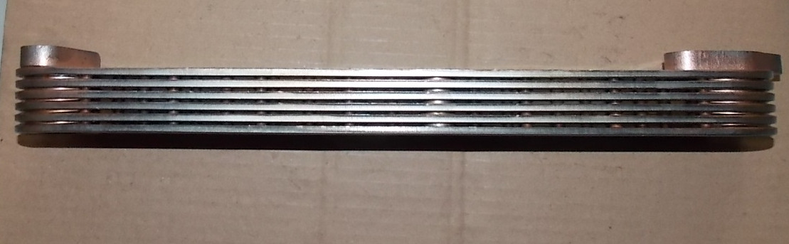 Маслоохладитель двигателя в сборе-1