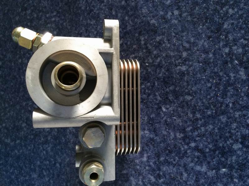 Маслоохладитель двигателя; можно заменить на 1013-00451-2