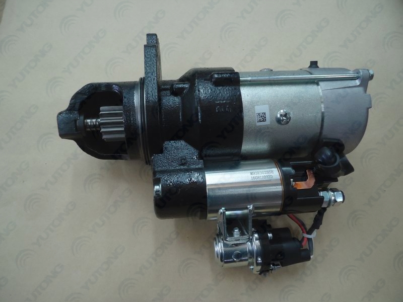 Starter for engine, M93R3051SE, 24V-1