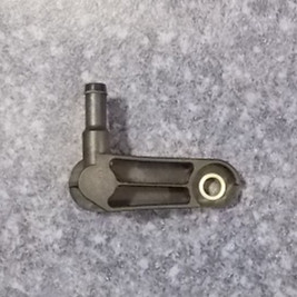 Engine oil return pipe connection