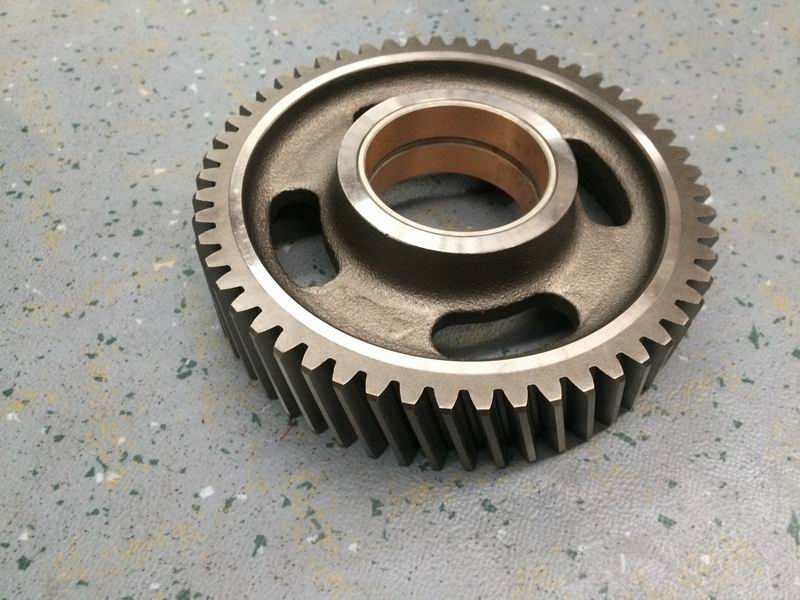 Промежуточная шестерня распределительного вала