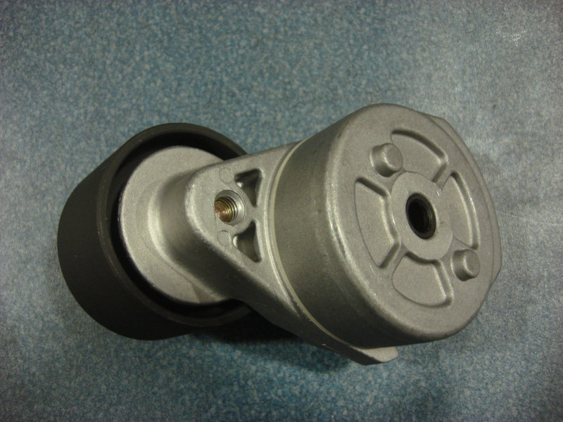 Belt tightening wheel