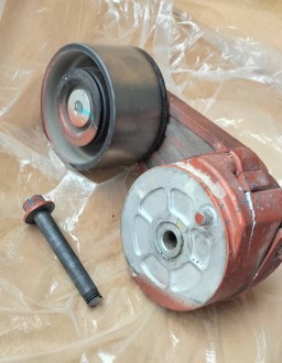 Натяжной шкив