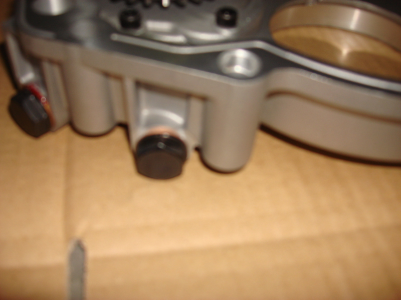 D-образный кронштейн