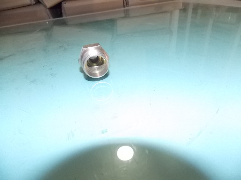 Clutch type through connector (card M16*1.5 card M22*1.5)-1