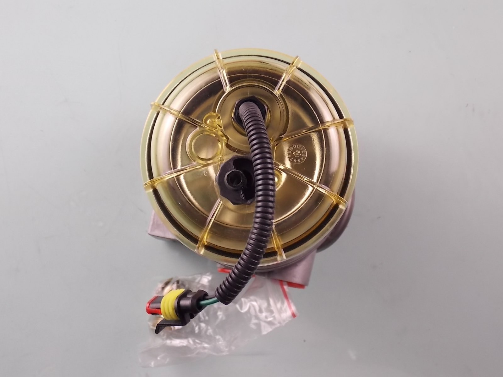 Fuel filter (341L/h, 10#m, Parker)-7