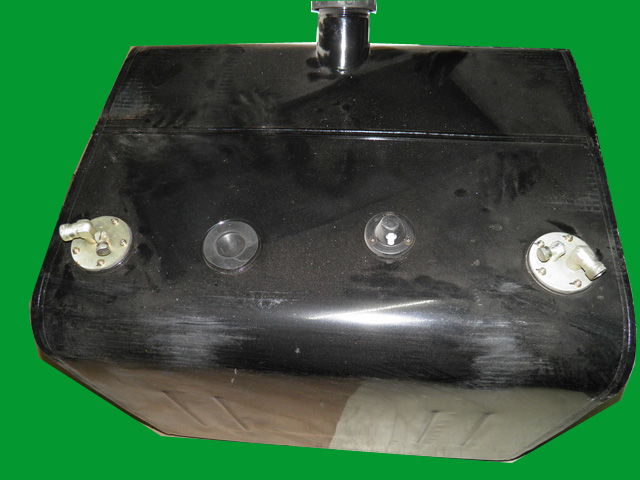 Fuel tank (270L740H690W590R90A0-56)-1