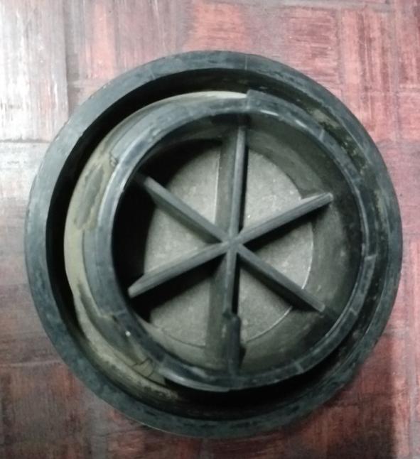 Fuel tank cover (plastic/ventilated φ80)