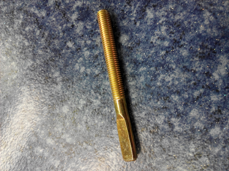 Тяга топливного бака со шпильками, указанная длина 80