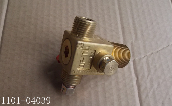 Natural gas cylinder valve
