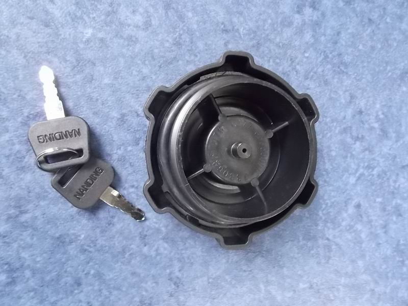 Oil tank cover; thread diameter 76mm-1