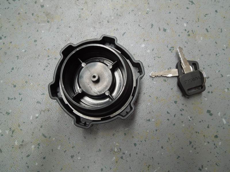 Oil tank cover; thread diameter 71MM