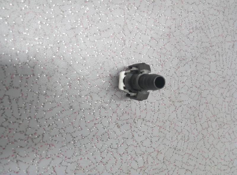 Oil inlet quick plug connector; right angle