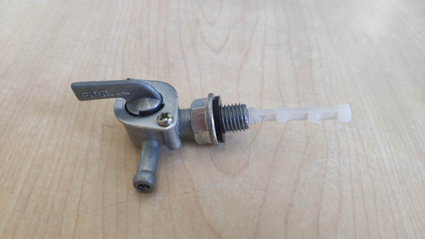 Fuel tank switch; M10*1.25; for 1101-07184