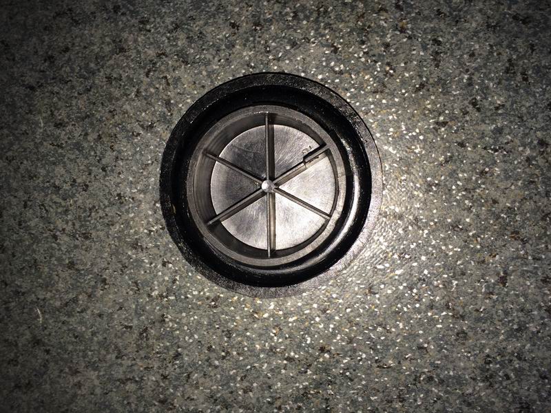 Fuel tank cover-1