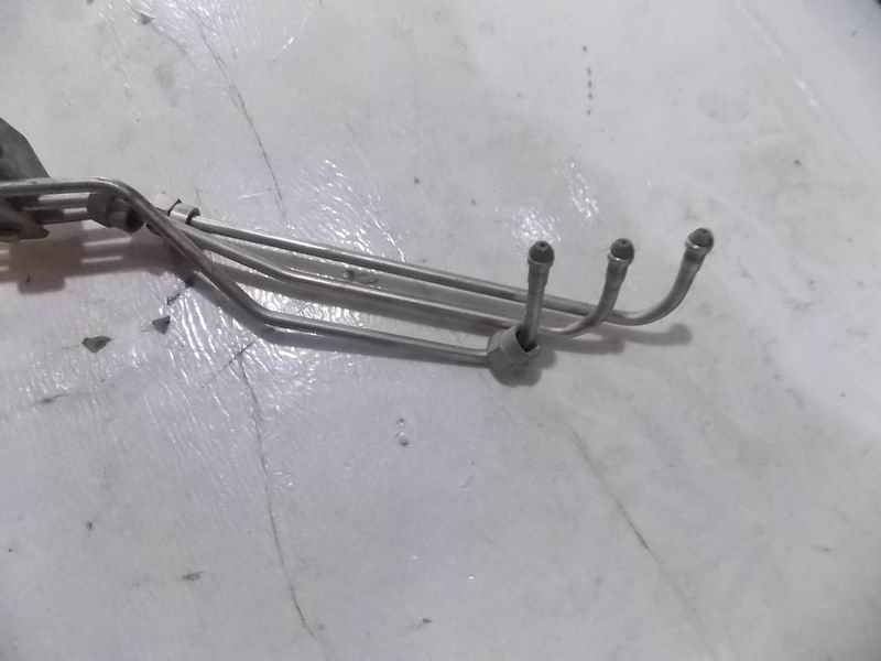 High pressure oil pipe; single cylinder-2