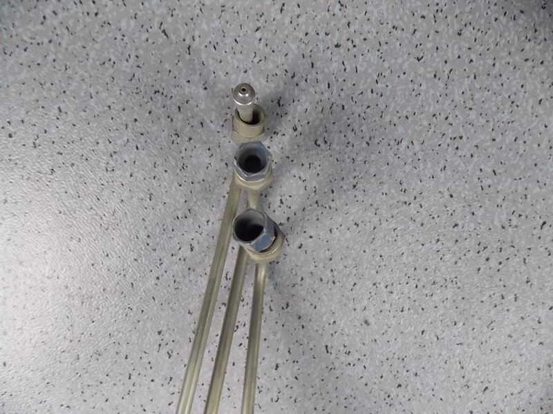 Маслопровод высокого давления; одноцилиндровый-1