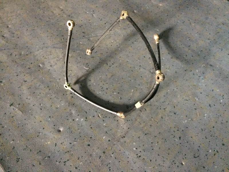 Fuel injector return pipe-1