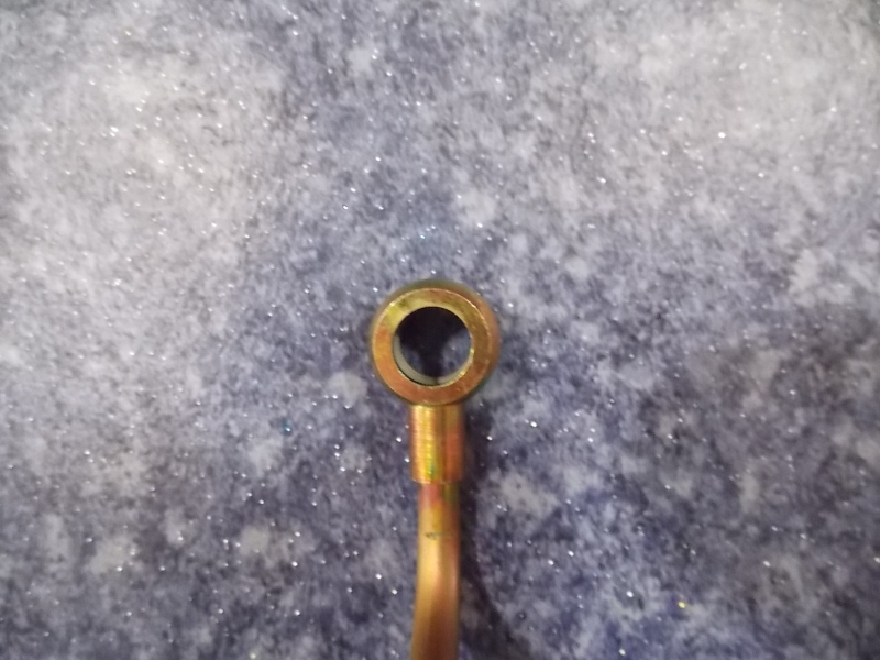 D Oil pipe (fuel injector to fuel component-1