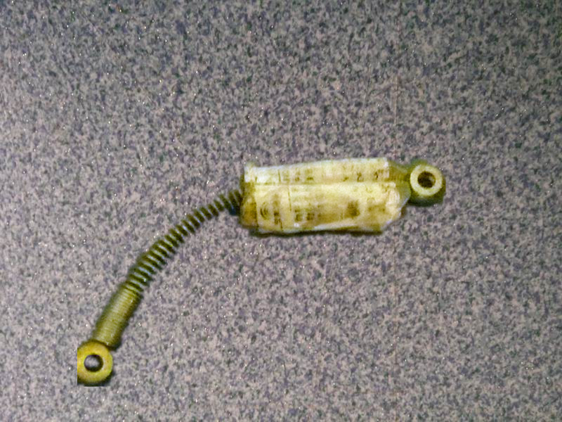 Oil outlet hose - oil tank to prefilter