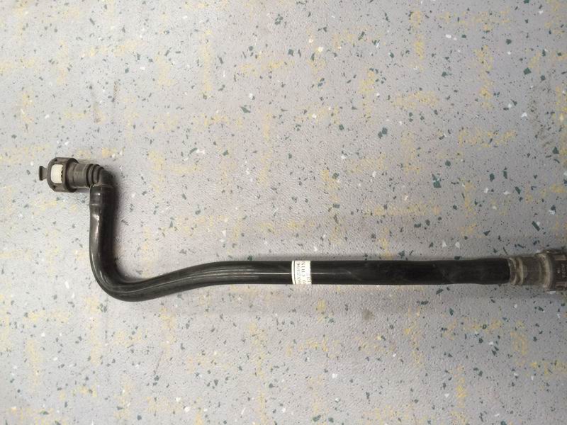 Топливная труба