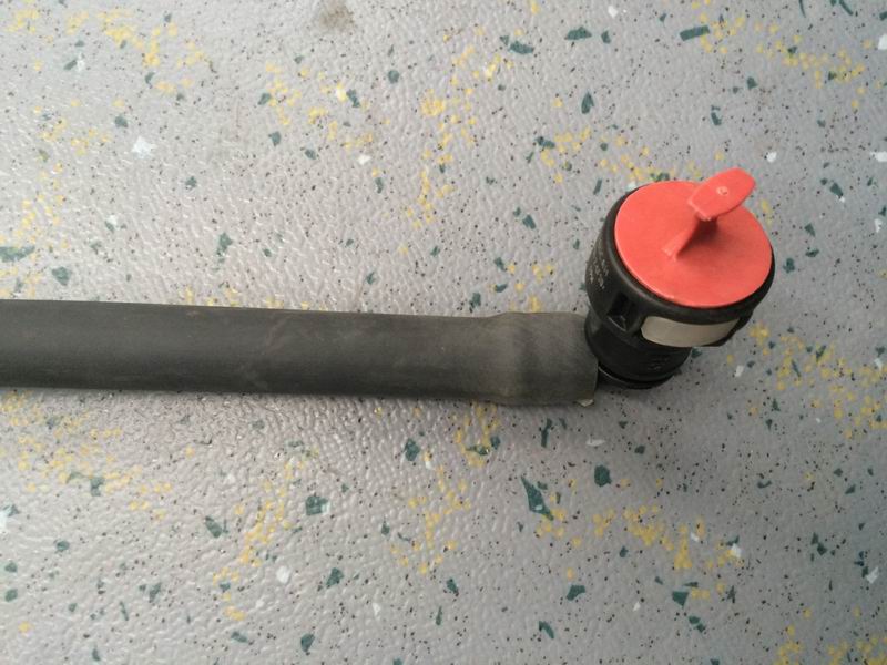 Fuel oil pipe