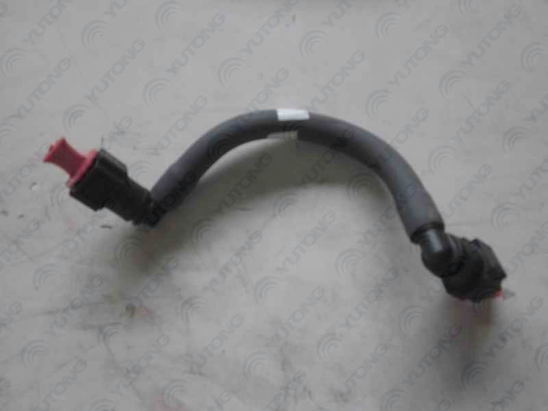 Fuel oil pipeline; filter to fuel injection pump