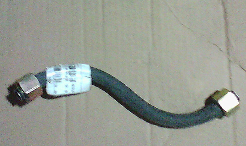 Fuel oil pipeline (fuel injection pump to fuel distributor)