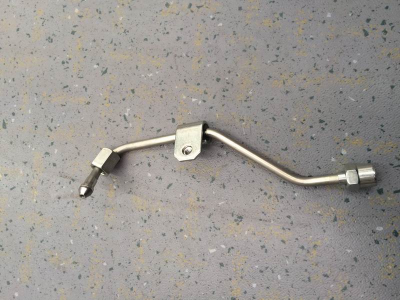 Fuel oil pipeline; fuel injection pump to common rail pipe