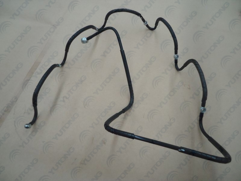 Fuel injector return pipe-1