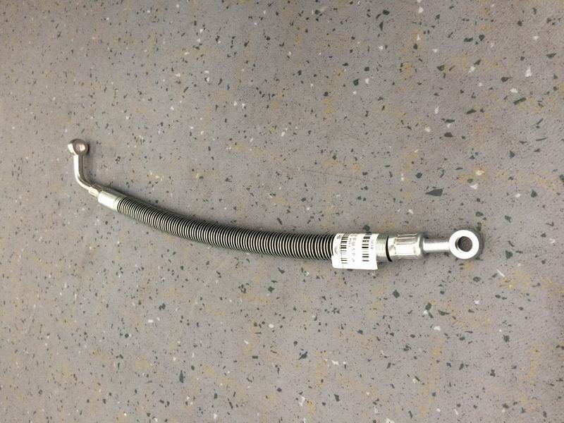 Oil inlet pipe of oil injection pump