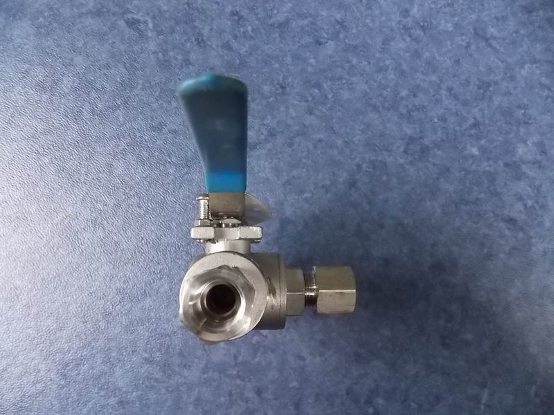 D Three-way valve (special valve for oil circuit conversion device)-2