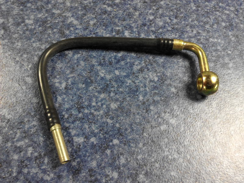 Fuel pipe - oil pump to diesel filter
