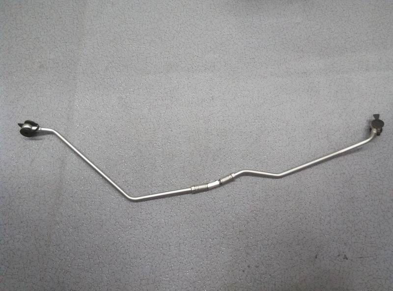 Fuel return pipe; fuel injection pump to fuel connector