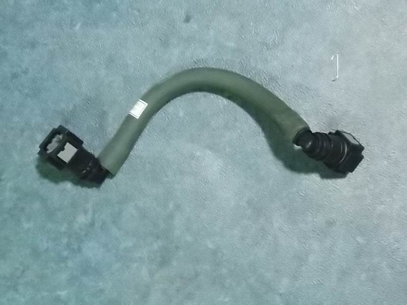 Fuel oil pipeline; filter to fuel injection pump