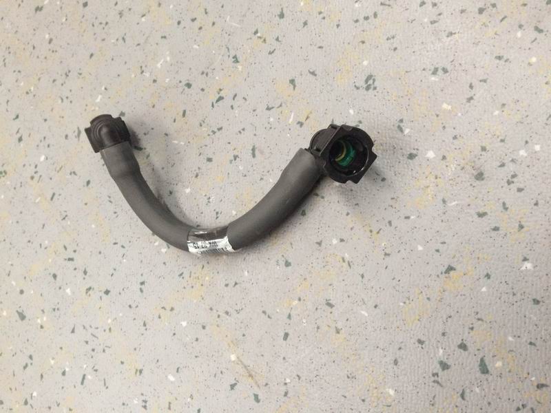 Fuel fine filter oil pipe