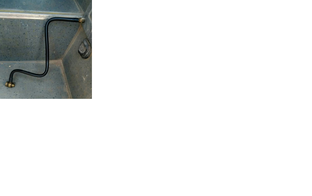 Маслопровод; масляный насос