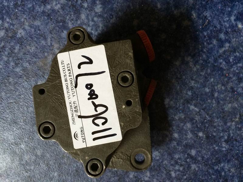 Маслоперекачивающий насос; доступен для поколений 1106-00208