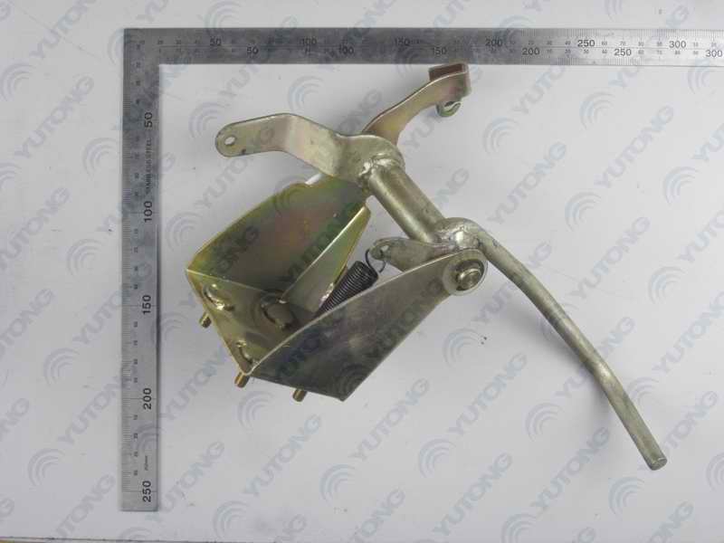 D throttle bracket assembly-2
