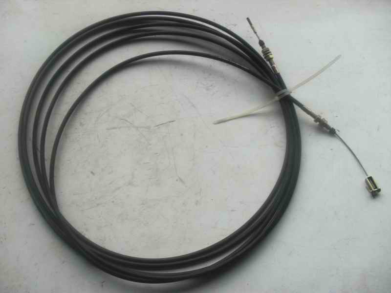 Трос дроссельной заслонки ( 170 / 128 / 9050 )